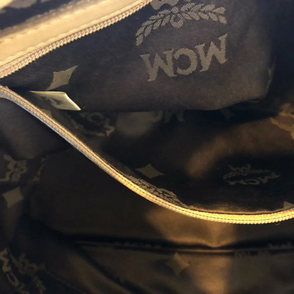 MCM CREAM VISETOS LEATHER BAG - Picture 14 of 16